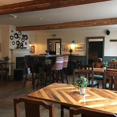 White Hart Inn Wells Εξωτερικό φωτογραφία